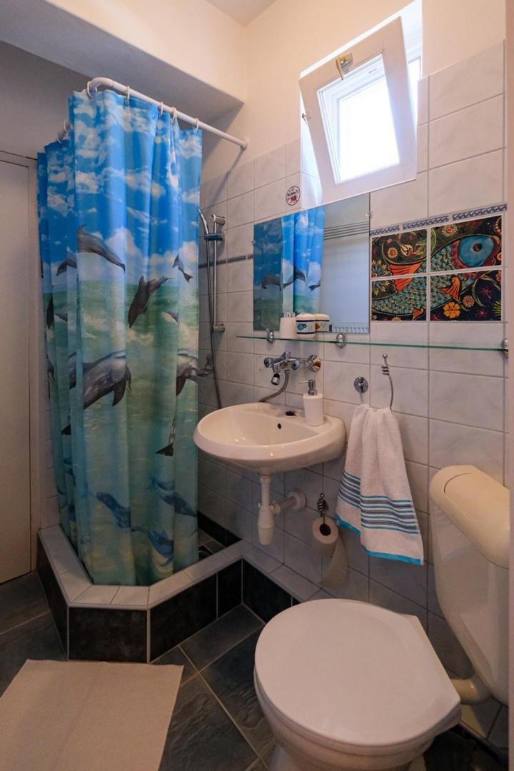 4 Evszak Apartman Gyula Bagian luar foto