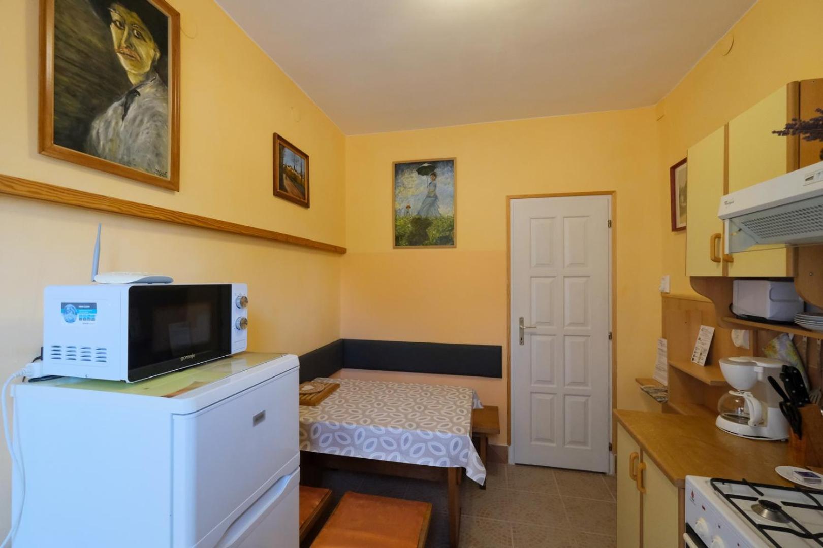4 Evszak Apartman Gyula Bagian luar foto