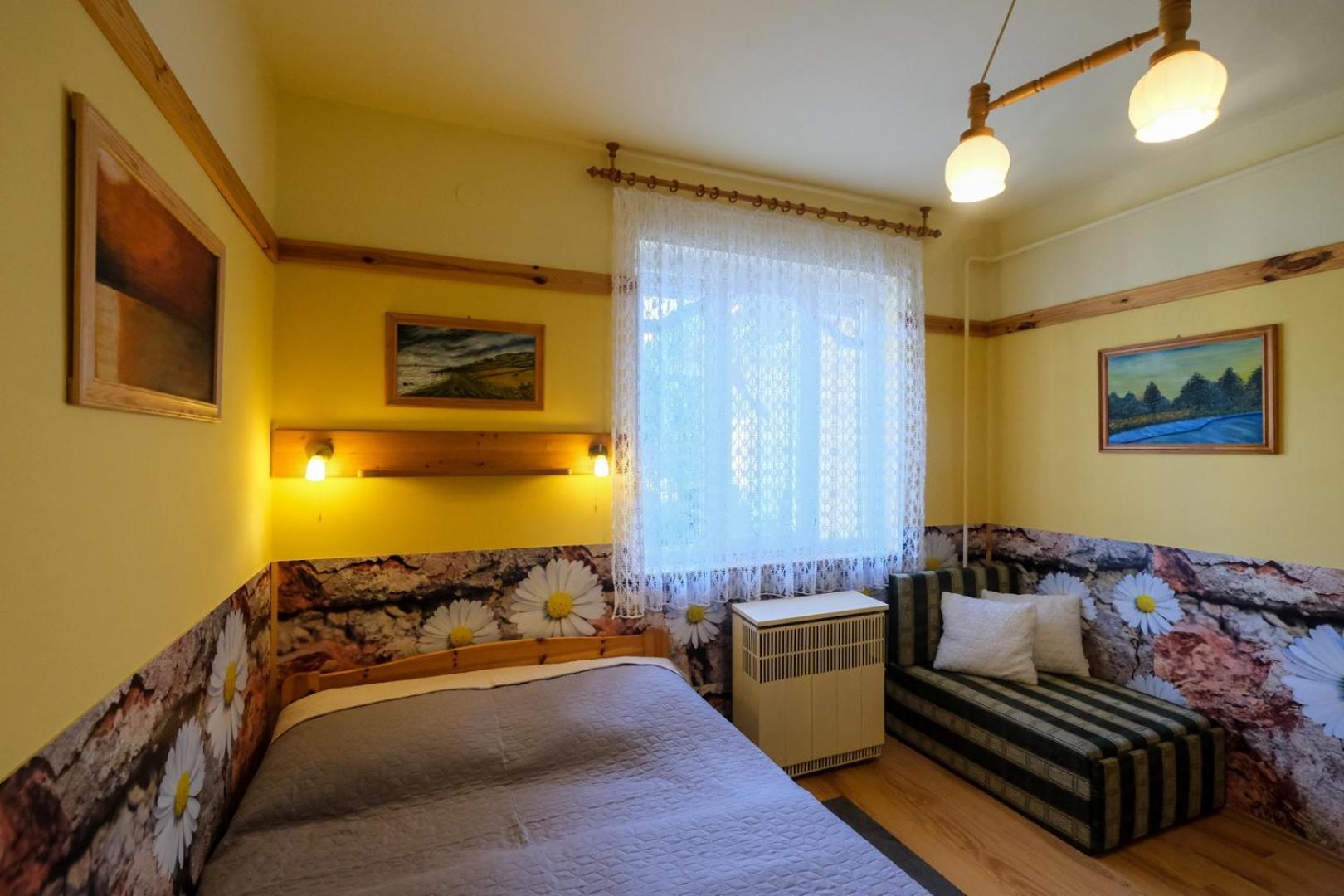 4 Evszak Apartman Gyula Bagian luar foto